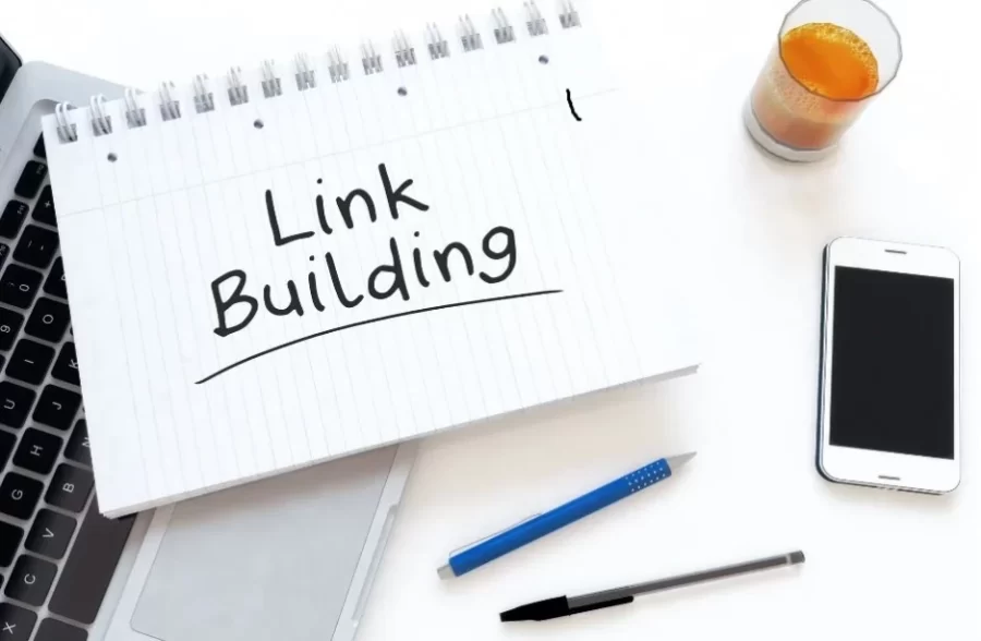 The Benefits of Outsourcing Link Building for Small Businesses